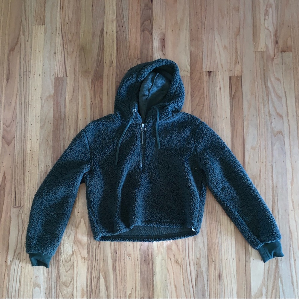 Cropped sweater